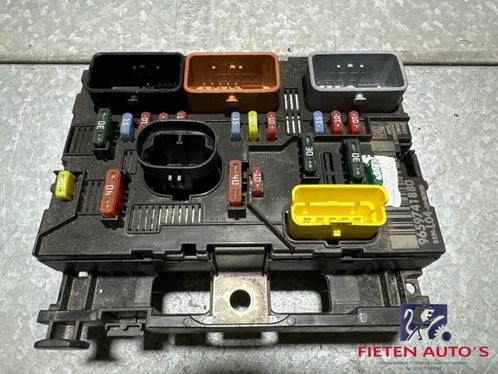 Zekeringkast BSM L04 Citroën Peugeot 9659741880, Auto-onderdelen, Elektronica en Kabels, Gebruikt, Ophalen of Verzenden
