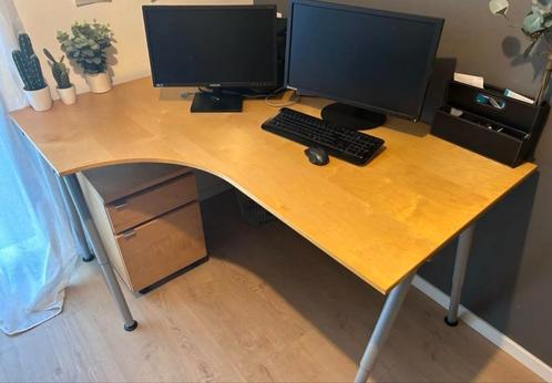 Groot bureau Galant IKEA verstelbare poten, Huis en Inrichting, Bureaus, Bureau, Ophalen of Verzenden
