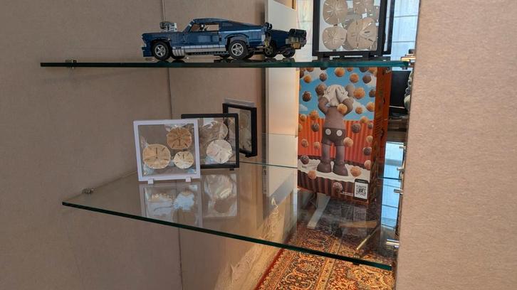 Twee grote glazen legplanken, Doe-het-zelf en Bouw, Glas en Ramen, Zo goed als nieuw, Ophalen