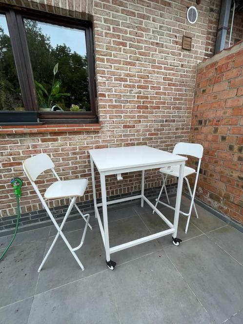 tafel 80x80x102cm (IKEA TROTTEN) + 2 opklapbare barstoelen, Huis en Inrichting, Tafelonderdelen, Zo goed als nieuw, Tafelblad