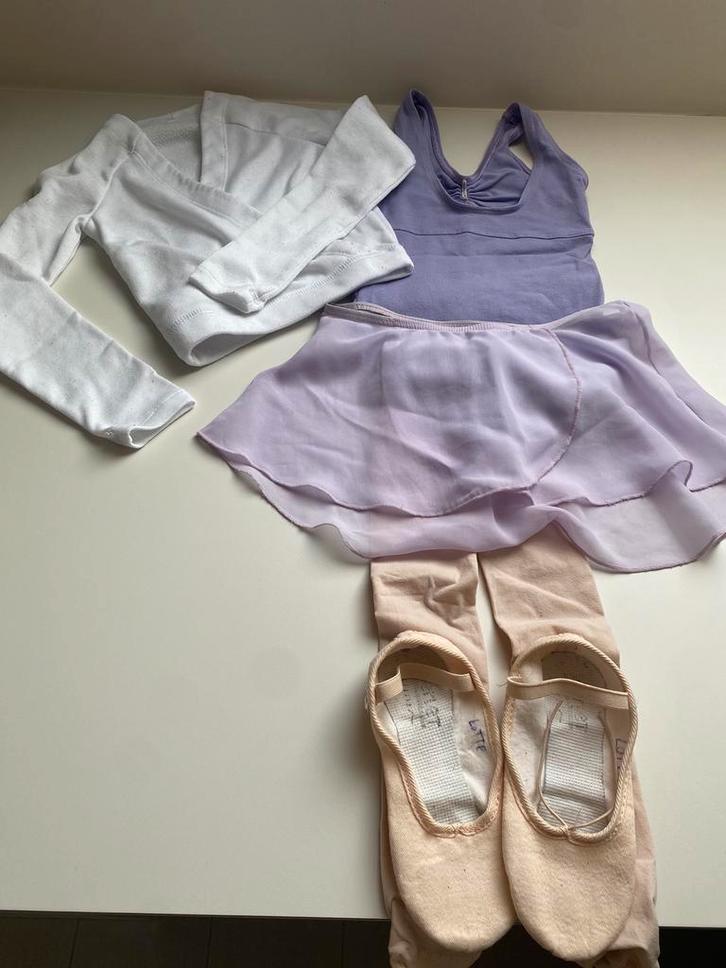 Balletkledij maat 6 jaar of 116, Kinderen en Baby's, Kinderkleding | Maat 116, Zo goed als nieuw, Meisje, Setje, Ophalen