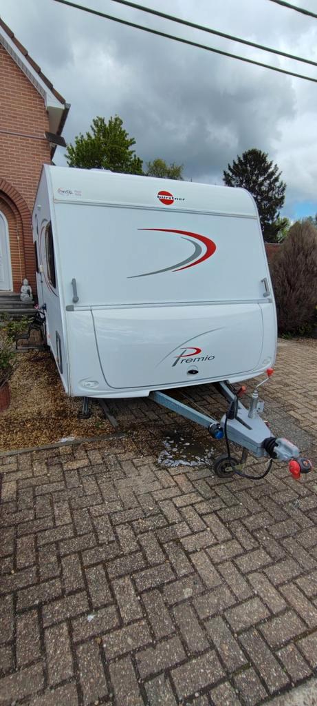 Bürstner Premio TS 450 bij 2014 Mover voortent, Caravans en Kamperen, Caravans, Particulier, tot en met 4, 1000 - 1250 kg, Rondzit