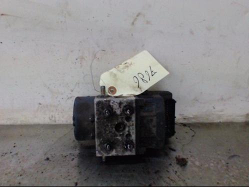ABS POMP Volkswagen Passat (3B2) (01-1996/11-2000), Auto-onderdelen, Overige Auto-onderdelen, Volkswagen, Gebruikt