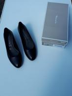 zwarte damesschoen (nooit gedragen) maat 38, Kleding | Dames, Schoenen, Nieuw, Schoenen met lage hakken, Zwart, Ophalen