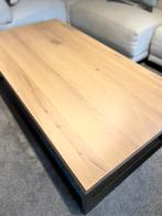 Houten salontafel met metalen poten, Ophalen, Zo goed als nieuw