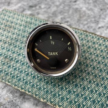 VW Karmann Ghia T14 1966 Brandstofmeter 6V beschikbaar voor biedingen