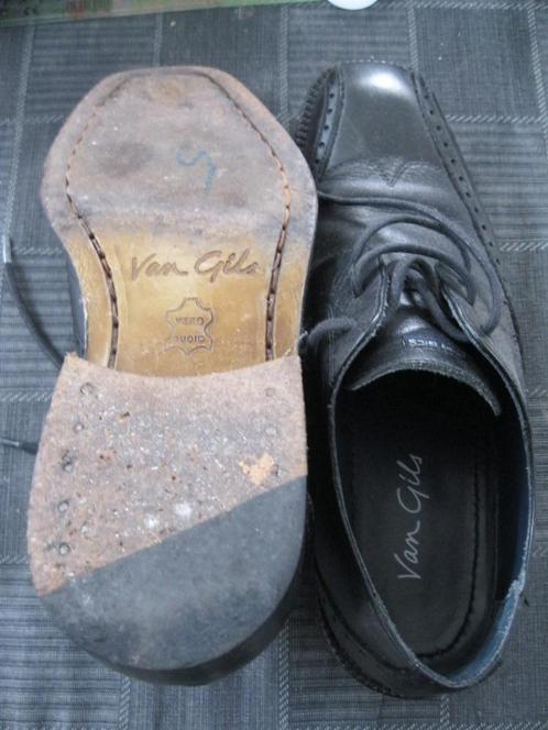 Chaussure homme Van Gils classic noir pointure 40 pied étroi, Vêtements | Hommes, Chaussures, Chaussures à lacets, Noir, Enlèvement ou Envoi