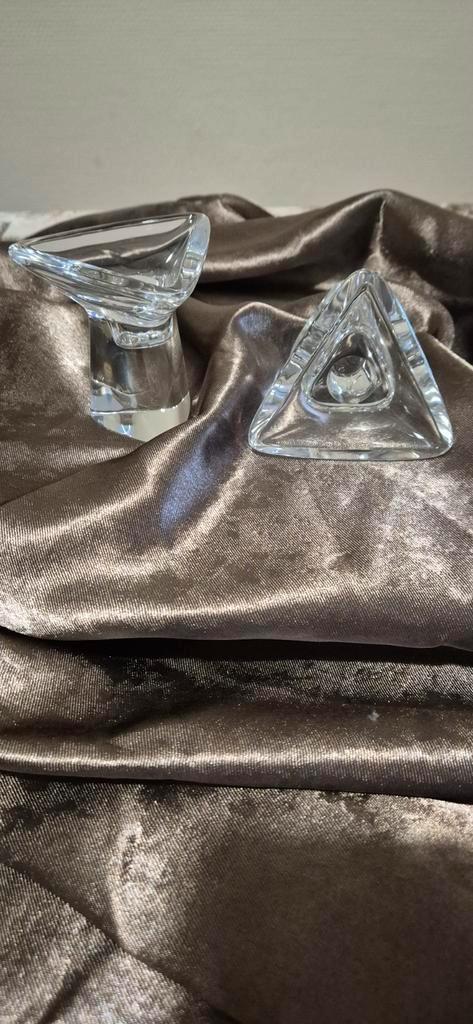 Paire de bougeoirs d'antiquité, val st lambert., Antiek en Kunst, Antiek | Kandelaars, Ophalen