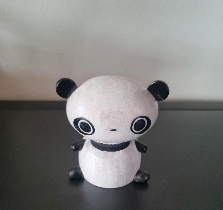 Cute Panda kokeshi van PvdK, Antiek en Kunst, Kunst | Beelden en Houtsnijwerken, Verzenden
