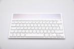 Logitec bluetooth toetsenbord op zonne-energie, Ophalen, Gebruikt, Logitech G, Azerty