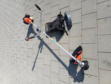 Echo 2 takt bosmaaier . beschikbaar voor biedingen