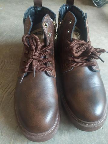 Leren schoenen unisex maat 43 beschikbaar voor biedingen