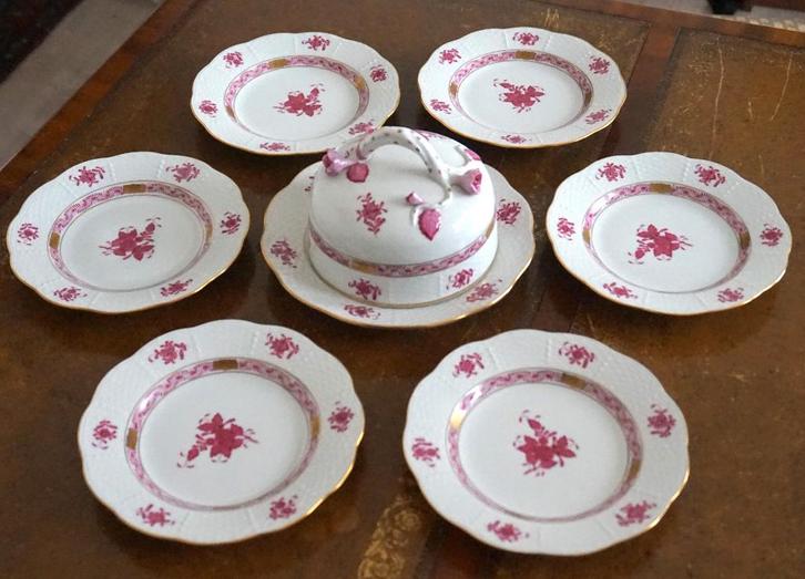 Prachtige porseleinen brood- en boterset van Herend, Antiek en Kunst, Antiek | Porselein, Ophalen of Verzenden