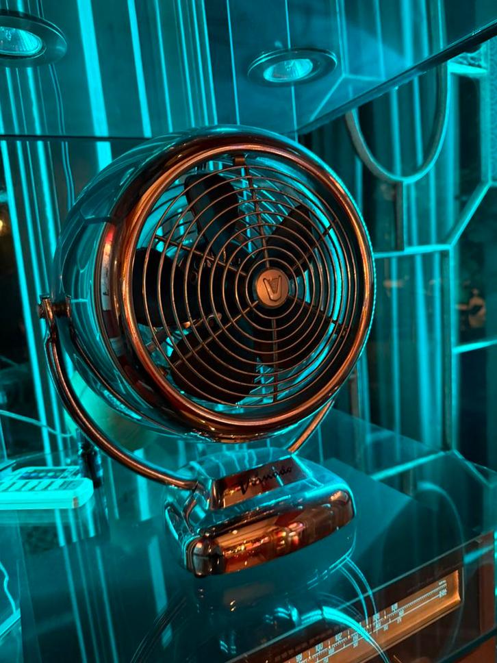 Vornado VFAN Sr. Vintage Air Circulator Ventilator., Elektronische apparatuur, Ventilatoren, Ophalen