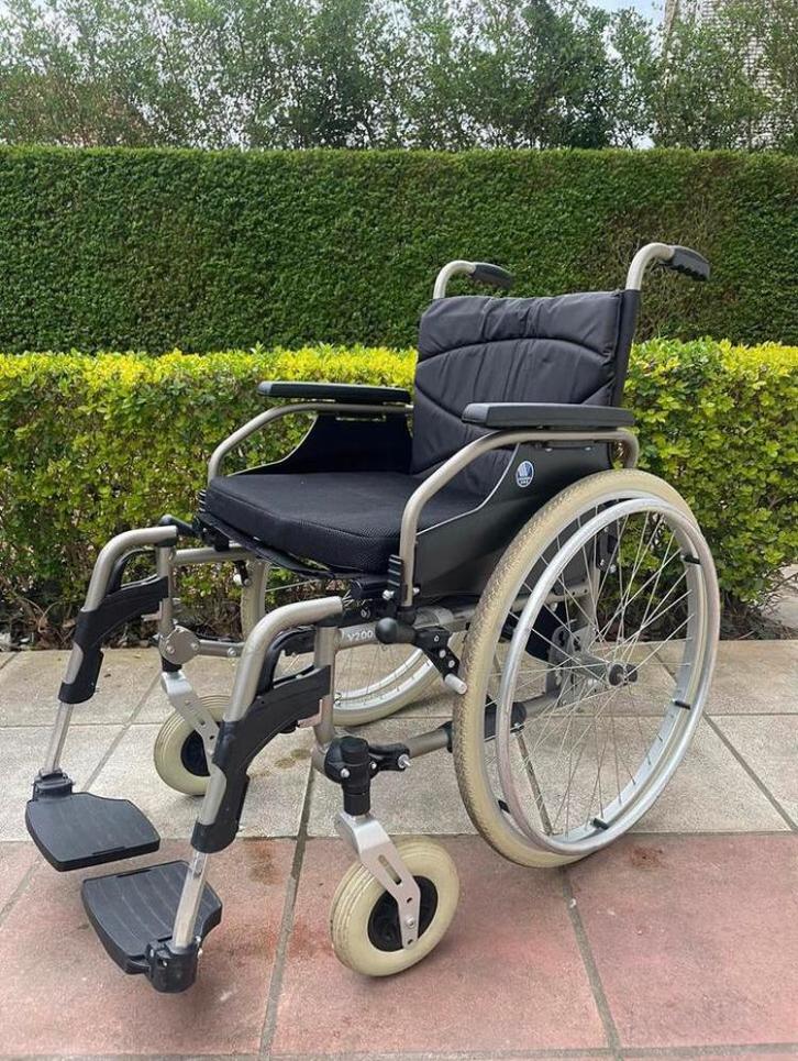Chaise roulante pliable VERMEIREN V 200 état neuf, Divers, Chaises roulantes, Comme neuf, Fauteuil roulant manuel, Pliant