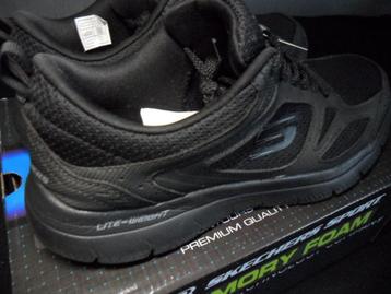 Baskets Homme Skechers 41 beschikbaar voor biedingen