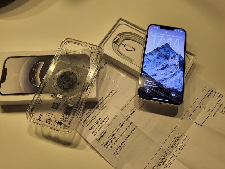 iPhone 16e blanc échange, Télécoms, Téléphonie mobile | Apple iPhone, Comme neuf, iPhone 16e, Blanc, Enlèvement