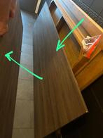 2 long wooden planks -free, Maison & Meubles, Armoires | Armoires murales, Moins de 150 cm, Enlèvement, Utilisé, 200 cm ou plus