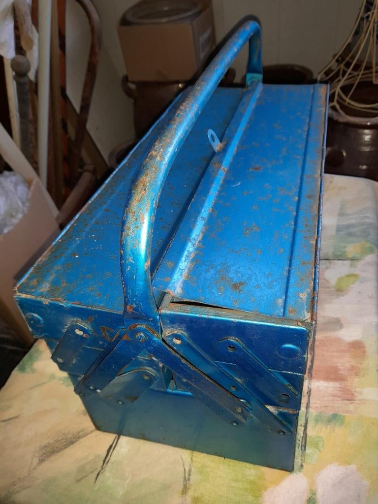 Coffre à outils métallique 42cm x 20cm x h21,5, Enlèvement ou Envoi, Utilisé