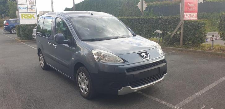 Peugeot Partner 1.6 HDI – 2011 – 256.000 km, Auto's, Peugeot, Bedrijf, Te koop, Partner, Diesel, Euro 5, Handgeschakeld, Ophalen