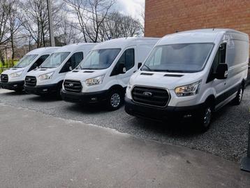 Ford Transit Trend 25537+ BTW - NIEUW - 0 KM (bj 2022), Auto's, Bestelwagens en Lichte vracht, Voorwielaandrijving, Stof, Gebruikt