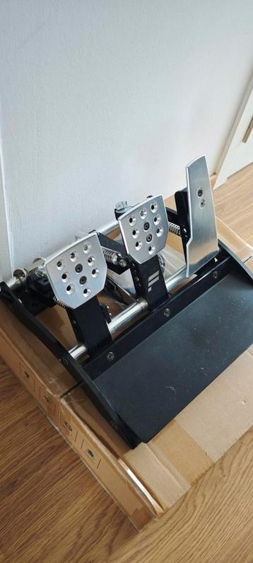 Fanatec clubsport V2 métal + Adaptateur rj12 beschikbaar voor biedingen