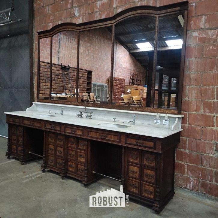 Mobilier de coiffeur 1930s | Meuble de Barber double, Maison & Meubles, Salle de bain | Salle de bain complète, Comme neuf, Enlèvement ou Envoi