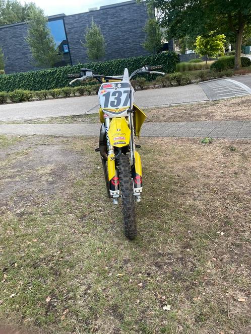 suzuki rm 85 L, Fietsen en Brommers, Brommers | Crossbrommers, Zo goed als nieuw, Suzuki, Ophalen of Verzenden