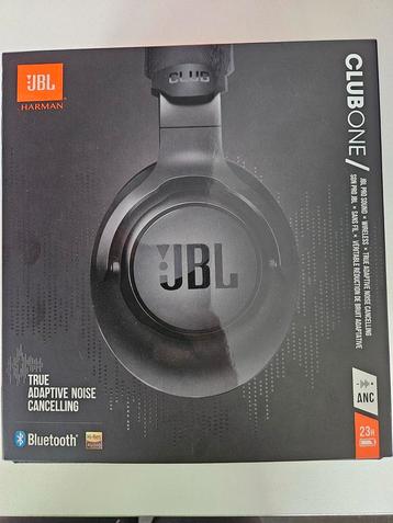 JBL CLUB ONE, nieuw in de doos beschikbaar voor biedingen