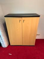 Kast met leggers, Huis en Inrichting, Kasten | Roldeurkasten en Archiefkasten, Ophalen, Gebruikt