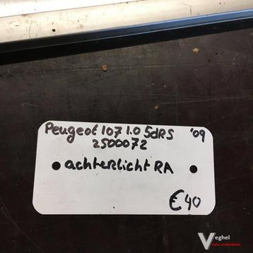 Peugeot 107 1.0 5drs 2009 2500072  Achterlicht Rechtsachter beschikbaar voor biedingen