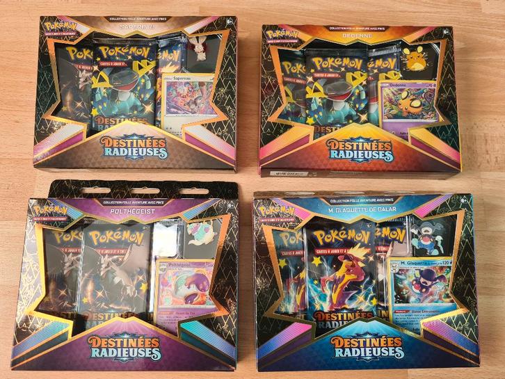 Destinées radieuses Pokémon lots de 4 Coffret Pin's EB 4,5, Hobby en Vrije tijd, Verzamelkaartspellen | Pokémon, Nieuw, Boosterbox