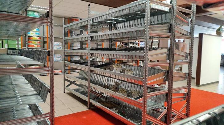 Étagère bac métallique avec séparateur (rayonnage), Huis en Inrichting, Woonaccessoires | Etagères, Nieuw, Ophalen of Verzenden