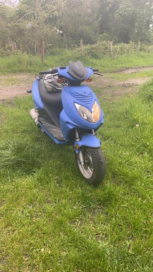 Scooter blauw kenteken, Fietsen en Brommers, Scooters | Peugeot, Zo goed als nieuw, Ophalen of Verzenden