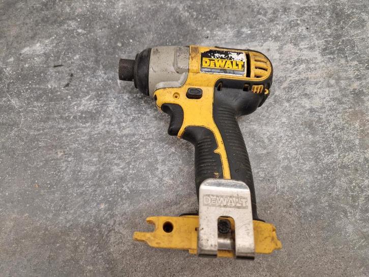 Tournevis à percussion Dewalt 18 V (carrosserie), Bricolage & Construction, Outillage | Foreuses, Utilisé, Foreuse et Perceuse
