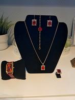 Ensemble bijoux pierre rouge brillante avec montre Neuf, Bijoux, Sacs & Beauté, Enlèvement ou Envoi, Avec pendentif, Autres matériaux