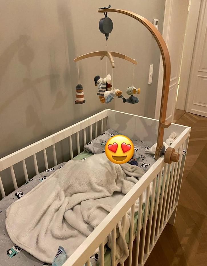 Baby bed, Kinderen en Baby's, Babyparken, Gebruikt, Rechthoekig, In hoogte verstelbaar, Ophalen