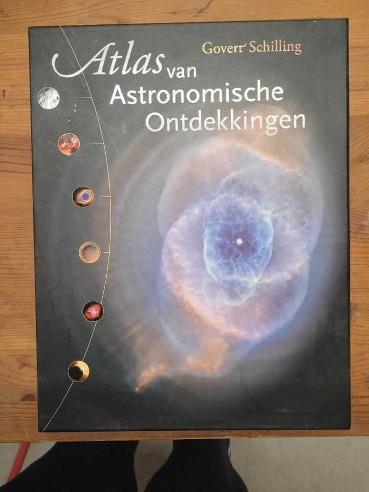 Atlas van Astronomische ontdekkingen, Boeken, Wetenschap, Zo goed als nieuw, Ophalen