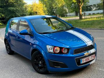 Chevrolet Aveo 1.2i Essence Euro5 8/2012 5 Portes Airco beschikbaar voor biedingen