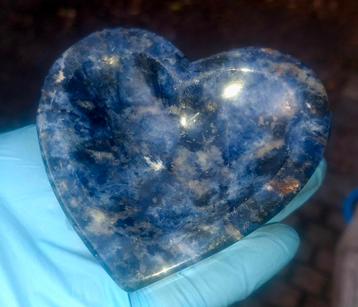 Sodaliet hartkom beschikbaar voor biedingen