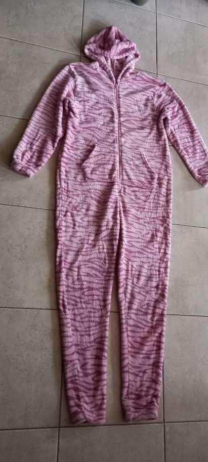 Onesie dames in roze - oud roze kleur Maat L-XL, Kleding | Dames, Homewear, Zo goed als nieuw, Maat 42/44 (L), Roze, Ophalen of Verzenden