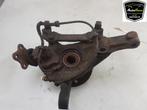 FUSEE RECHTS VOOR Nissan Primastar (01-2002/12-2006), Gebruikt, Nissan