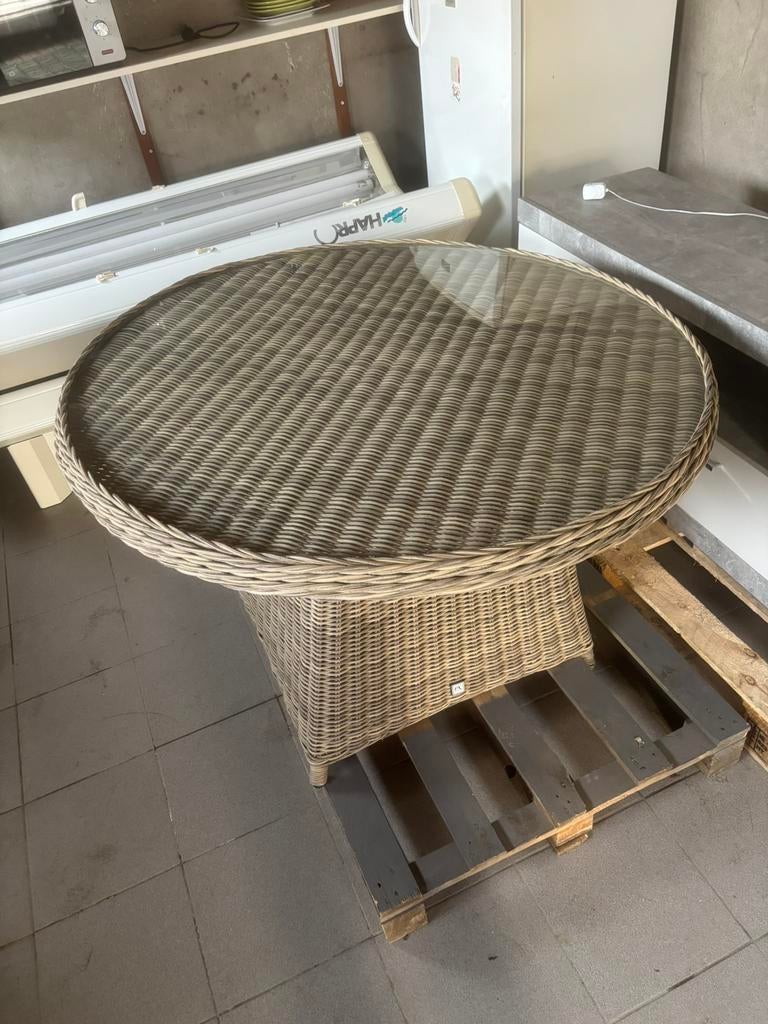 Tafel, Ophalen, Zo goed als nieuw