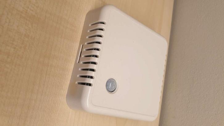 1x Elsys ERS Lite sensor LoRa: temp, luchtvo, licht, motion, Computers en Software, Netwerk switches, Ophalen