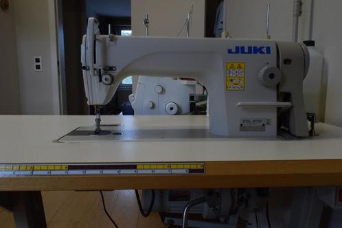 Machine à coudre industrielle JUKI DDL-8700, Hobby en Vrije tijd, Naaimachines en Toebehoren, Gebruikt, Naaimachine, Overige merken