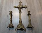 Kandelaars met kruisbeeld en messing, Ophalen of Verzenden