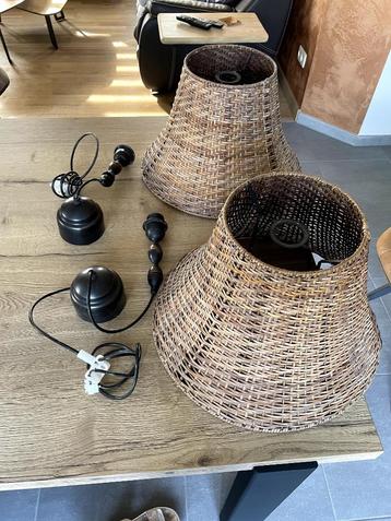 abat-jour beschikbaar voor biedingen