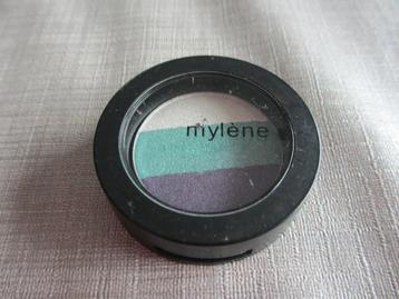 gratis make-up beschikbaar voor biedingen