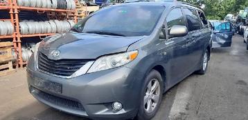 FENETRE OU VITRE DE PORTE ARRIÈRE GAUCHE Toyota Highlander, Utilisé, Toyota