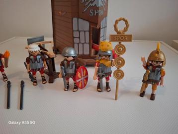 PLAYMOBIL la tour d'attaque des romains disponible aux enchères